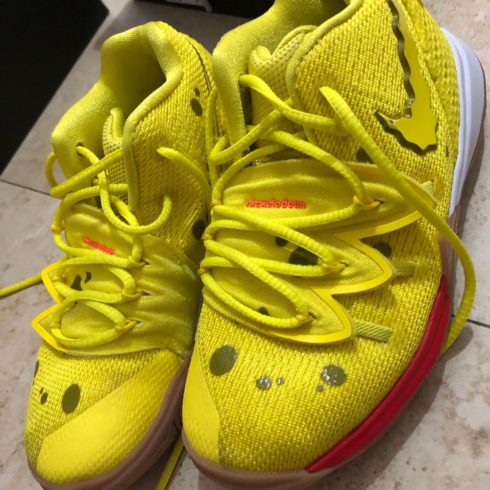 Kid’s Nike Kyrie Spongebob